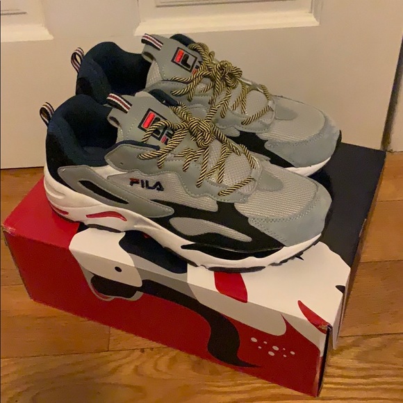 fila ray tracer urban outfitters